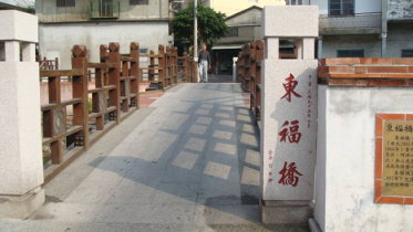 �F�־��Ŵ�